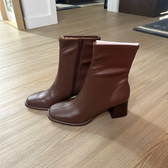 NWT Steve Madden Faux leather Pammy brown bootie - size 7.5 - Picture 8 of 13